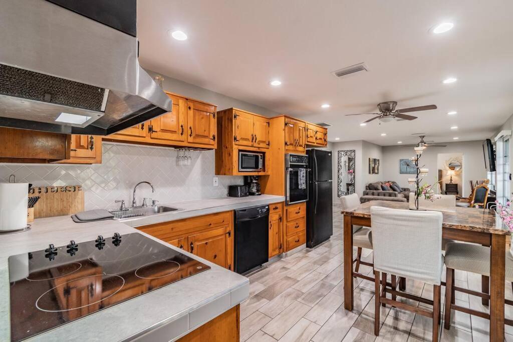 Town 'N' Country Cozy Corner, Your Florida Fun Hub Villa Tampa Exterior foto
